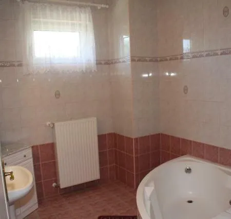 Maison d'hôtes Sárga-kék Ház Vonyarcvashegy